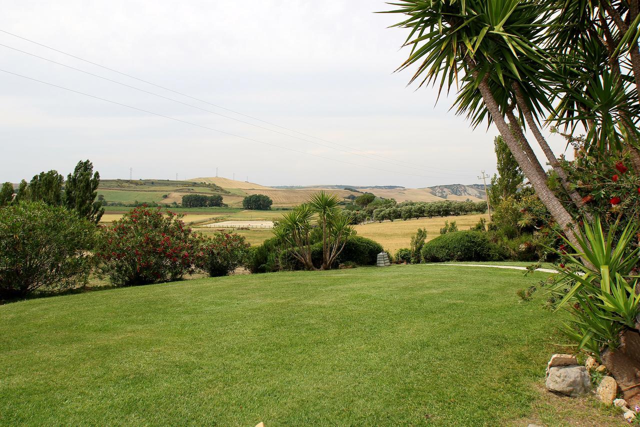 Casale Farnesiana B&B Tarquinia Εξωτερικό φωτογραφία