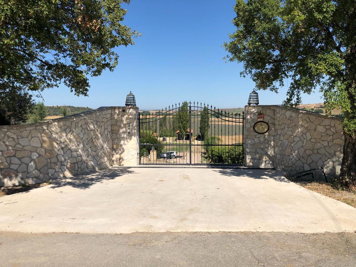 Casale Farnesiana B&B Tarquinia Εξωτερικό φωτογραφία