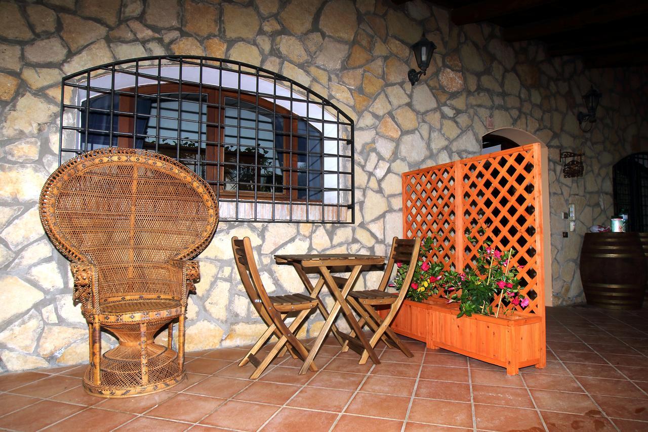 Casale Farnesiana B&B Tarquinia Εξωτερικό φωτογραφία